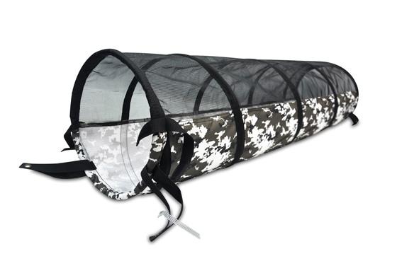 P.L.A.Y. Dog tunnel white camouflage, PY6001ASF with a pug dog inside